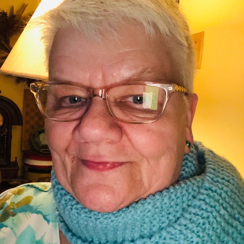 Meet your Posher, Deborah